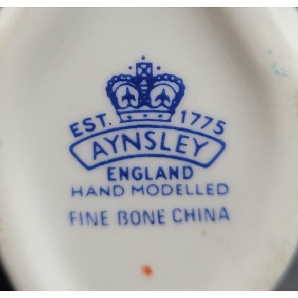 Vintage Aynsley Bone China Hand Modelled Swan With Flowers Figurine From England - Picture 4 of 12